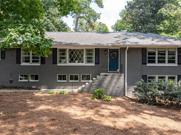 119 Rhodes Dr, Marietta, GA 30068