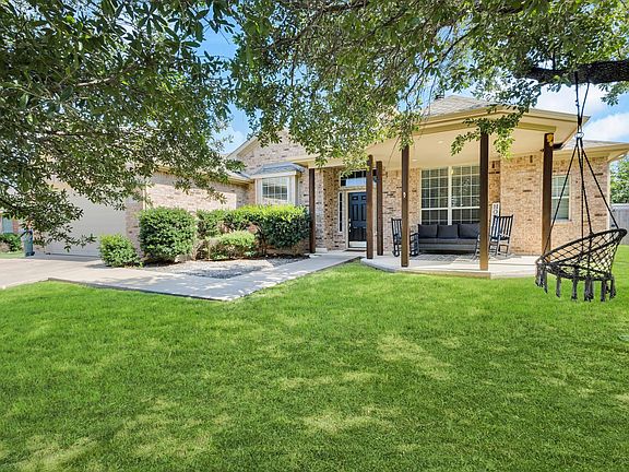 2nd image of 205 King George Rd