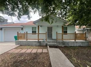 230 N Houston St, Aransas Pass, TX 78336