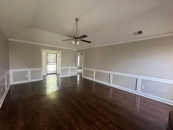 4th image of 8244 Red Creek Dr