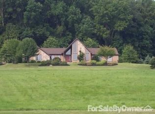 106 Greshville Rd, Boyertown, PA 19512