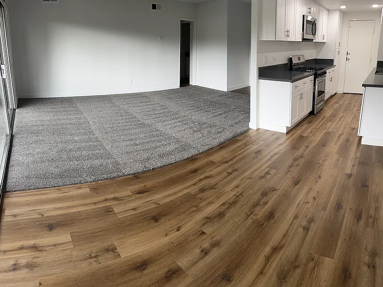 California Euclid Apartments — Photo 18
