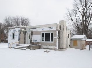 1202 N Nickey Ave, Decatur, IL 62526