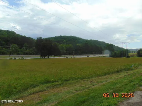 112 Ridgecrest Dr, Harriman, TN 37748