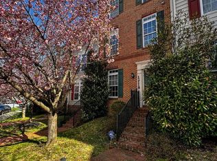 12118 Pond Pine Dr, Clarksburg, MD