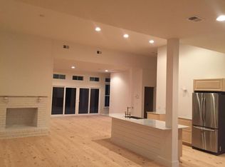 1048 Law Ln, Mount Pleasant, SC 29464