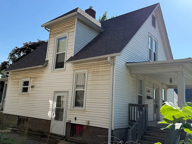 421 W Murray St — Photo 5