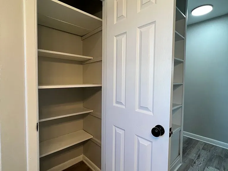 1660 Huxley Dr — Photo 30