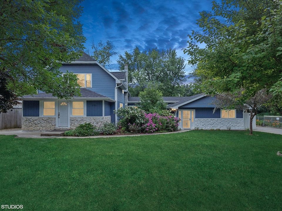 1st image of 151 E Shorewood Dr