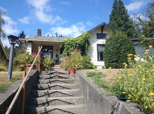 5227 40th Ave SW, Seattle, WA 98136