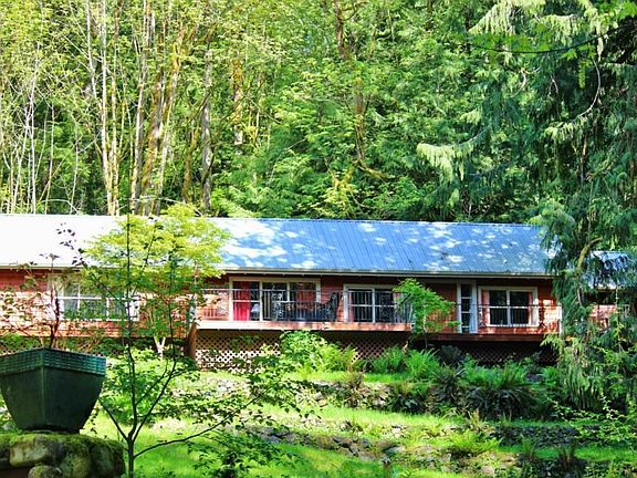 2nd image of 14798 Daniels Creek Pl NE