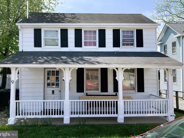 9 Royal St SE, Leesburg, VA 20175