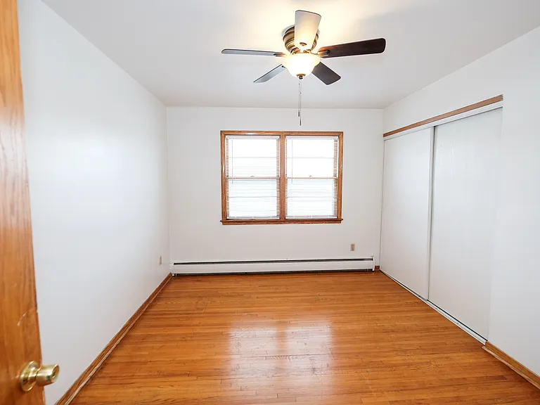 Tudor Terrace — Photo 18
