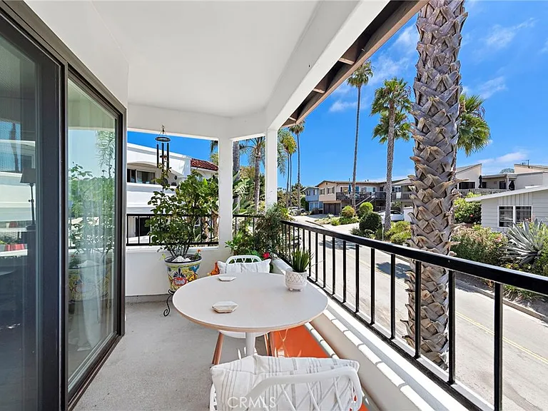 210 Avenida Montalvo — Photo 24