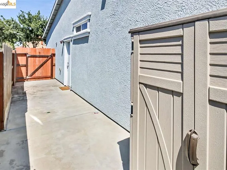 790 Yosemite Dr — Photo 26
