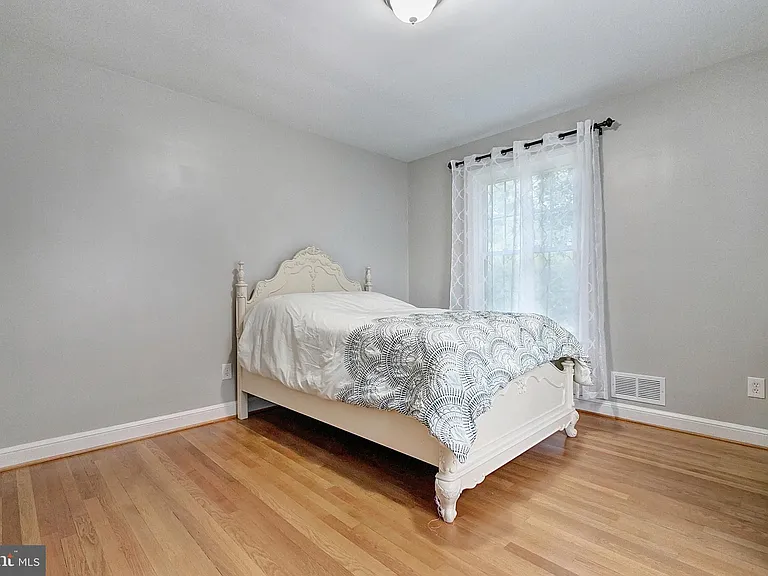 2108 48th St NW — Photo 17