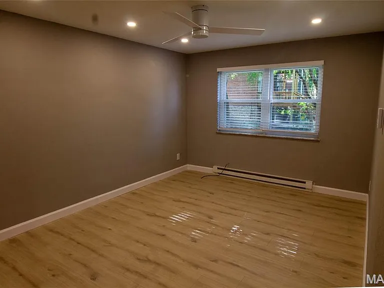 5349 Arsenal St #8 — Photo 6