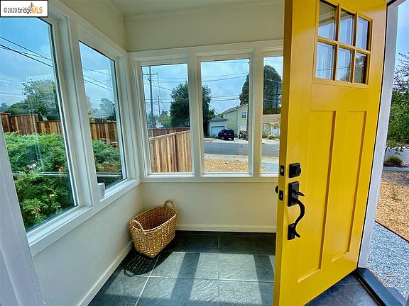 2nd image of 5841 Sierra Ave