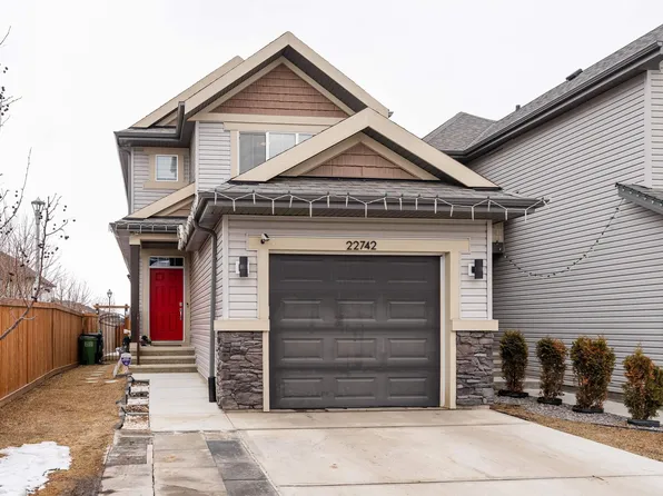 22742 95a Ave NW, Edmonton, AB T5T 7H4
