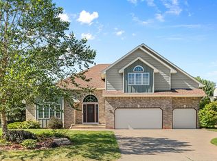 11862 Isanti St NE, Blaine, MN 55449