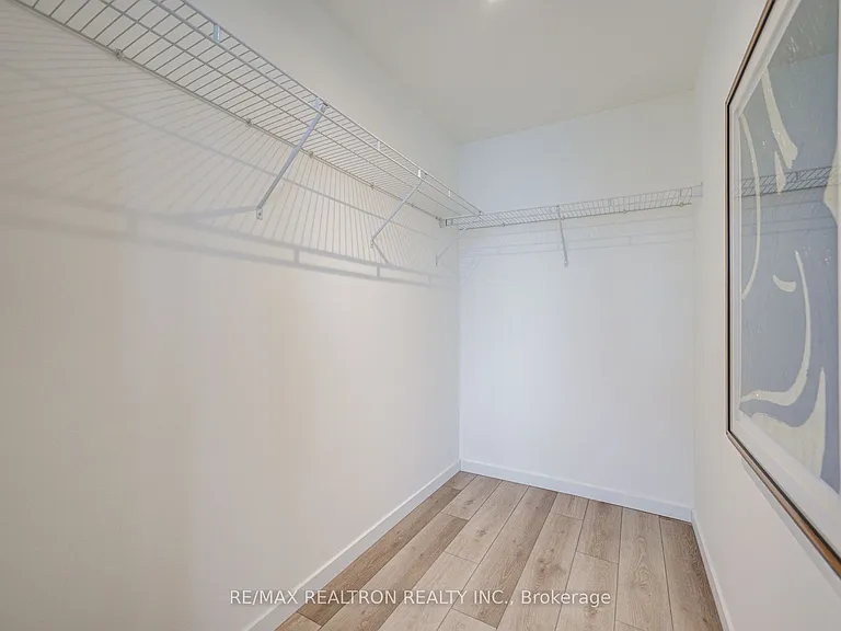 7 Smith Cres #518 — Photo 26