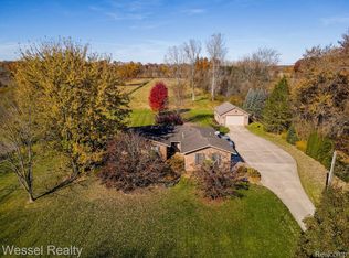 22575 32 Mile Rd, Armada, MI 48005