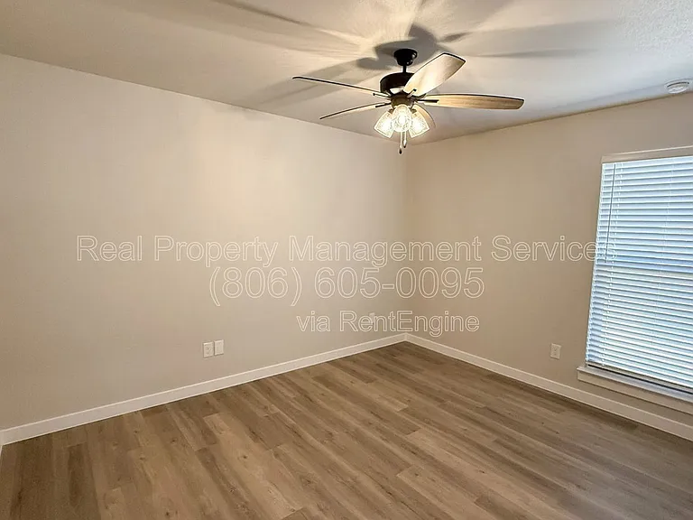 2915 Tractor Ave — Photo 9