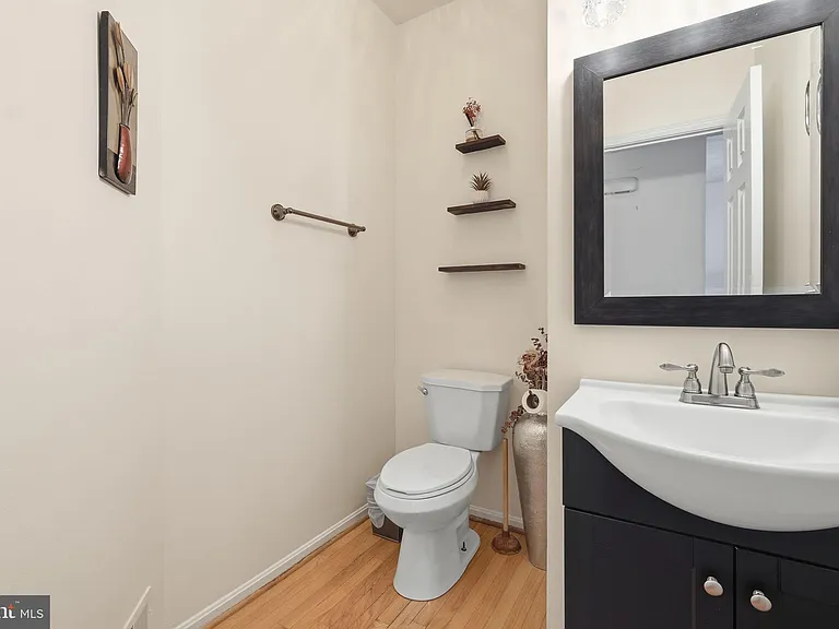 7827 Quill Point Dr — Photo 7