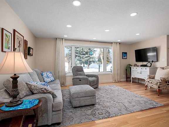 2nd image of 5811 N 41st Ave