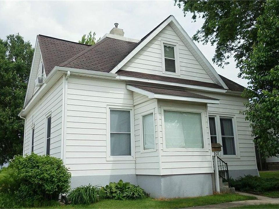 2nd image of 808 5th Ave