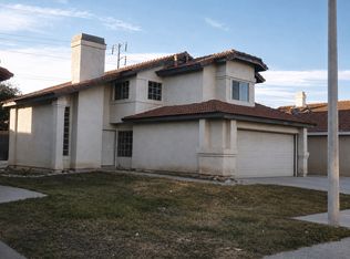 1000 Dolphin Dr, Perris, CA 92571