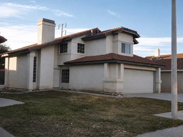 1000 Dolphin Dr, Perris, CA 92571