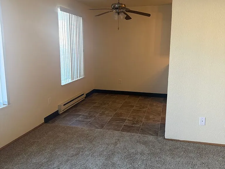 Greenwood Park Apartments — Photo 20