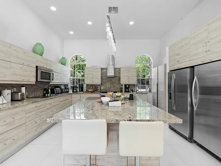 12300 Old Cutler Rd — Photo 23