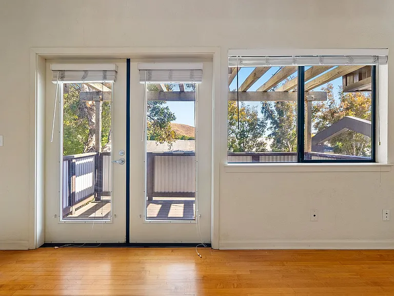 2074-2078 Parker Street - Residential — Photo 27