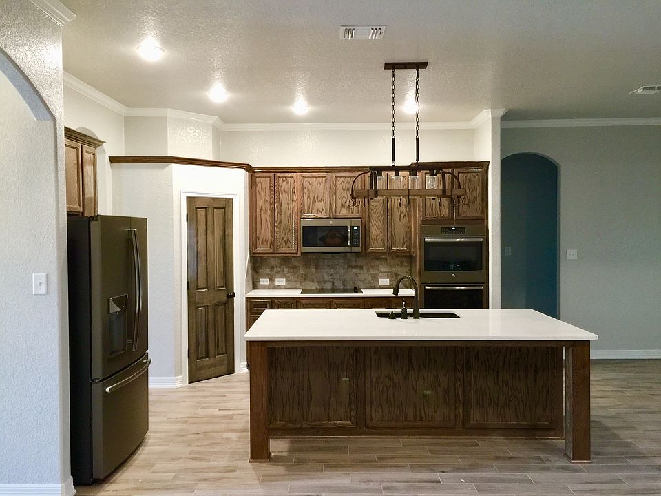 2nd image of 1006 Henrietta Ave