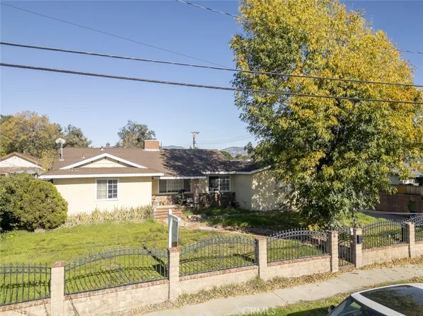 14305 Osborne St, Panorama City, CA 91402