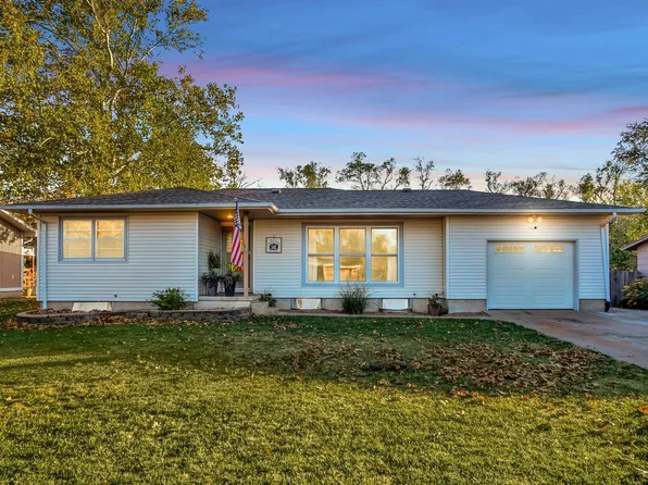 313 SW 6th St, Newton, KS 67114