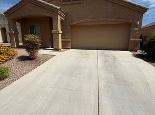 125 E Calle Vivaz, Green Valley, AZ 85614