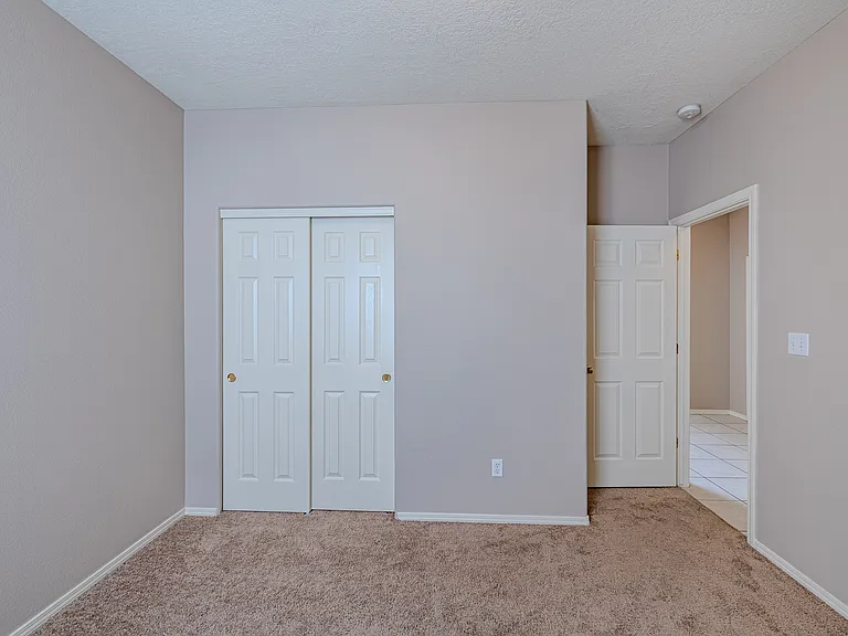 1124 Calle Corvo NE — Photo 43