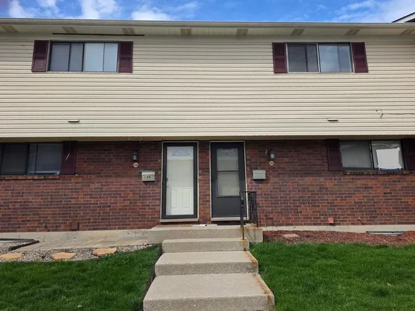 342 W Anderson St, Crown Point, IN 46307