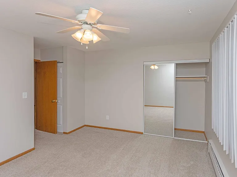 Edgerton Highlands Apartments — Photo 30