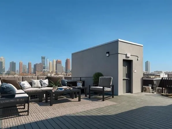 375 5th Street image 8 of 13