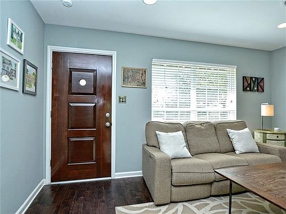 5th image of 8100 Stillwood Ln