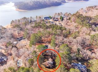 204 Holly Ln, Woodstock, GA 30189