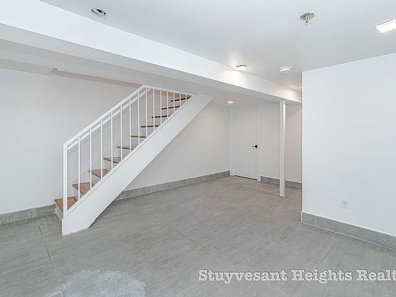 3rd image of 463 Kosciuszko St #1B