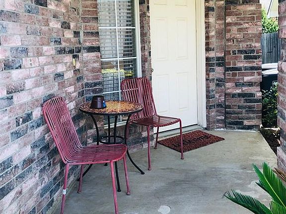 4th image of 4525 Stepping Stone Dr
