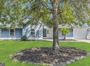 1936 Heathrow Dr, Hinesville, GA 31313