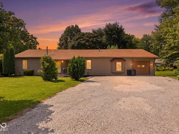 2961 N 100 W, Shelbyville, IN 46176