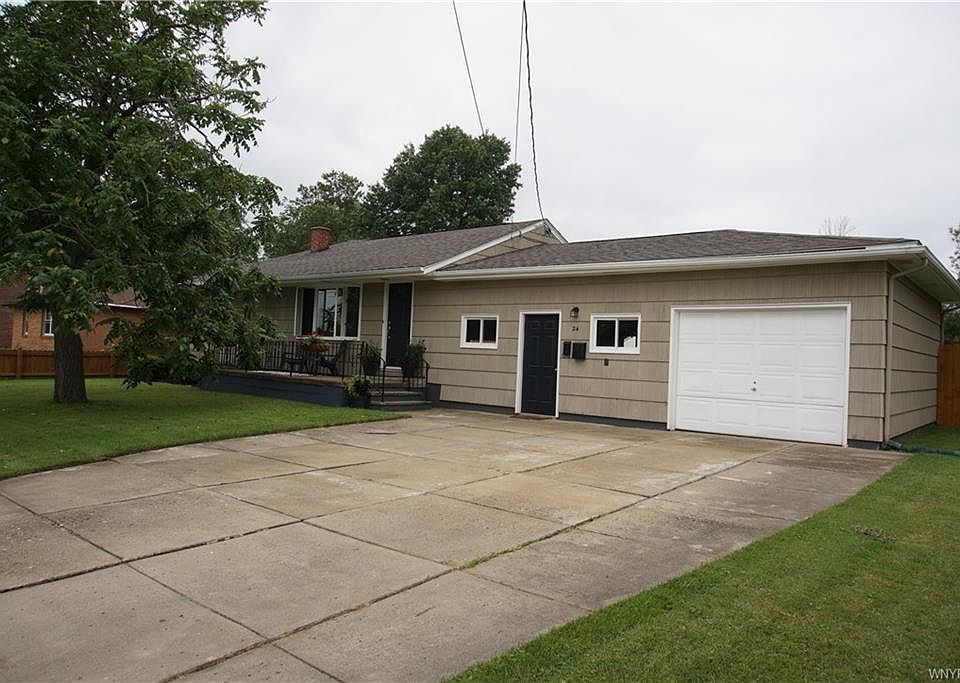 1st image of 24 Woodbine Pl